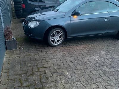 Gebraucht VW Eos 140 PS (102 kW) 2008 Rot Cabrio
