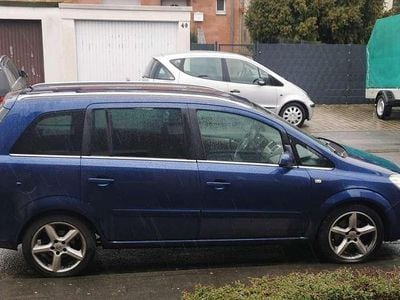 Gebraucht Opel Zafira Edition 125 PS (91 kW) 2009 Van / Kleinbus