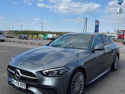 Gebraucht Mercedes C220 AMG line 200 PS (147 kW) 2024 Grau Limousine