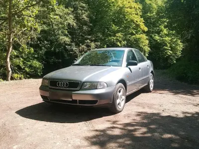 Occasion Audi A4 125 ch (91 kW) 1996 Gris Berline