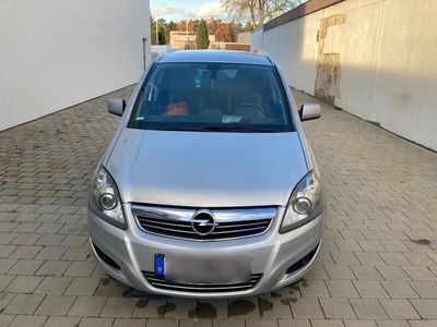 gebraucht Opel Zafira 1.9 CDTI - Scheckheft gepflegt