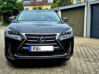 Gebraucht Lexus NX300h E-FOUR Luxury Line 197 PS (144 kW) 2015 Schwarz SUV