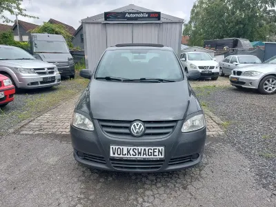 Gebraucht VW Fox 54 PS (39 kW) 2006 Schwarz Kleinwagen