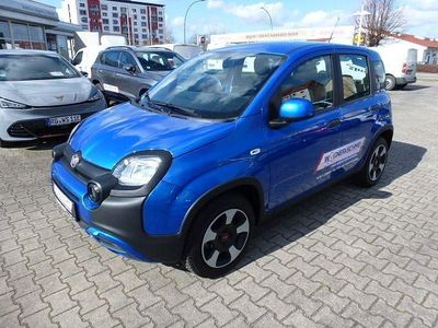 Gebraucht Fiat Panda Cross Cross 69 PS (50 kW) 2023 Misano blau Kleinwagen