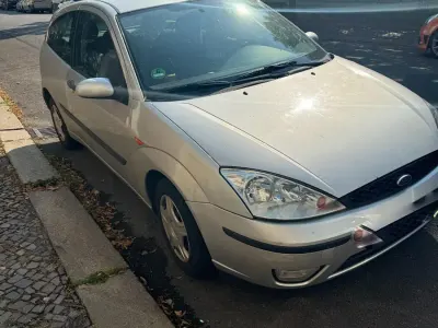 Gebraucht Ford Focus 75 PS (55 kW) 2001 Silber Kleinwagen