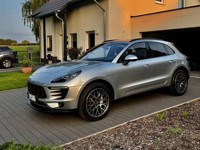 Gebraucht Porsche Macan S 258 PS (189 kW) 2015 Grau SUV
