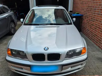Używany BMW 320 150 KM (110 kW) 1999 Srebrny Sedan/Limuzyna