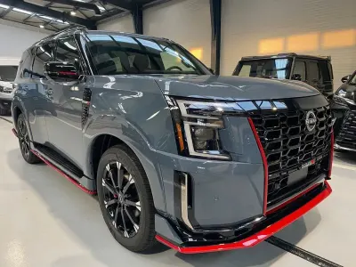 Neu Nissan Armada Nismo 460 PS (338 kW) 2026 Grau SUV