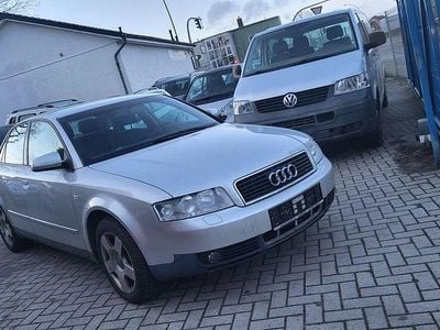 Gebraucht Audi A4 131 PS (96 kW) 2001 Silber Limousine