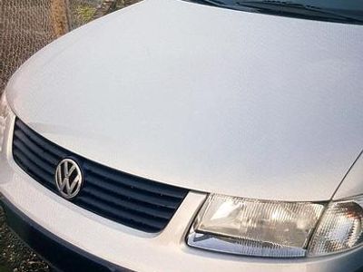 Gebraucht VW Passat 115 PS (84 kW) 1997 Silber Limousine