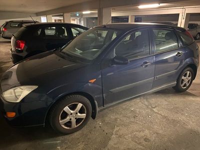 gebraucht Ford Focus 1.8 Benzin