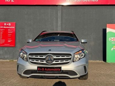 Usata Mercedes GLA200 136 CV (100 kW) 2018 Argento SUV