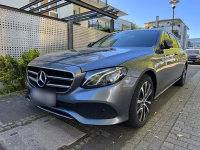 Gebraucht Mercedes E300 306 PS (225 kW) 2019 Grau Limousine