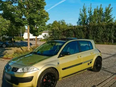 Occasion Renault Mégane 115 ch (84 kW) 2004 Jaune Citadine