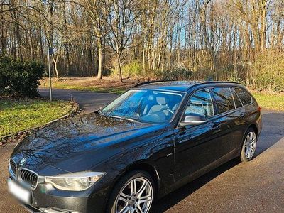 Gebraucht BMW 316 Sport Line 136 PS (100 kW) 2014 Schwarz Kombi