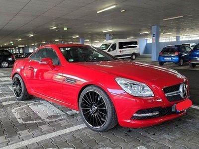 Gebraucht Mercedes SLK250 204 PS (150 kW) 2011 Rot Cabrio