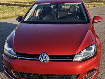 Gebraucht VW Golf VII 125 PS (91 kW) 2014 Rot Limousine