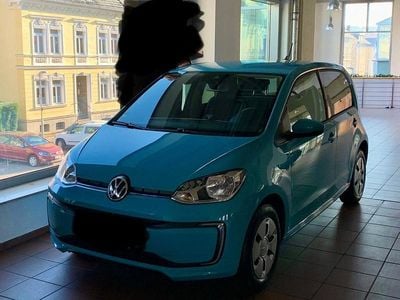 Usata VW e-up! 61 kW (83 CV) 2021 Blu Utilitaria