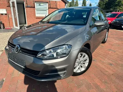 Gebraucht VW Golf VII Comfortline 105 PS (77 kW) 2013 Grau Limousine