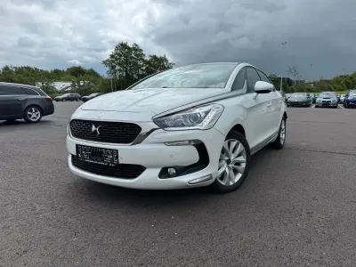 Gebraucht DS Automobiles DS5 120 PS (88 kW) 2015 Weiß Kleinwagen