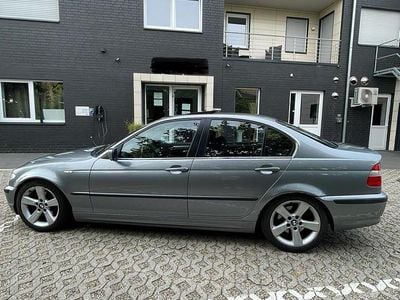 BMW 325