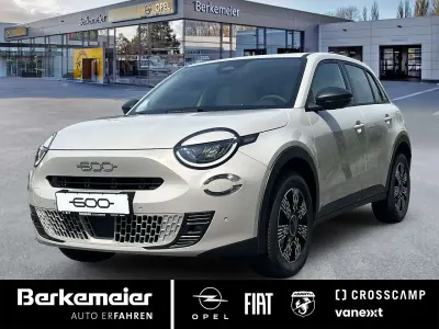 Neu Fiat 600 Business 110 PS (80 kW) 2026 Cappuccino beige SUV