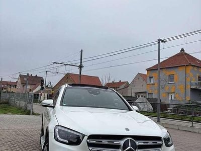 Mercedes GLC300