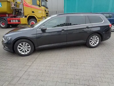 Gebraucht VW Passat Comfortline 150 PS (110 kW) 2017 Grau Kombi