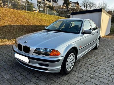 Silber Gebraucht 1998 BMW 316 Limousine | 3.750 € (Etwas zu teuer)