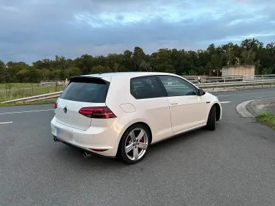 Gebraucht VW Golf VII GTI 230 PS (169 kW) 2014 Weiß Limousine