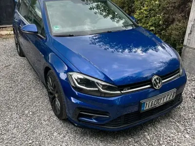 Gebraucht VW Golf VII Highline 150 PS (110 kW) 2019 Blau Kombi
