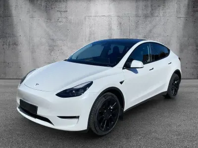 Second-hand Tesla Model Y Long Range AWD 378 kW (514 CP) 2022 Alb SUV