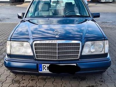 Mercedes E220