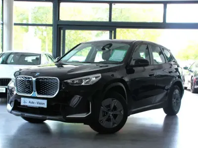Gebraucht BMW iX1 230 kW (313 PS) 2023 Schwarz ii SUV