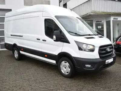 Gebraucht Ford Transit Trend 176 PS (129 kW) 2025 Weiß Van / Kleinbus