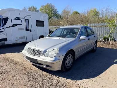 Brugt Mercedes C180 Classic 143 HK (105 kW) 2003 Sølv Sedan