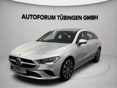 Gebraucht Mercedes CLA200 Shooting Brake 150 PS (110 kW) 2022 Silber Kombi