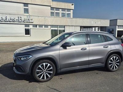 Gebraucht Mercedes 200 150 PS (110 kW) 2021 Grau SUV