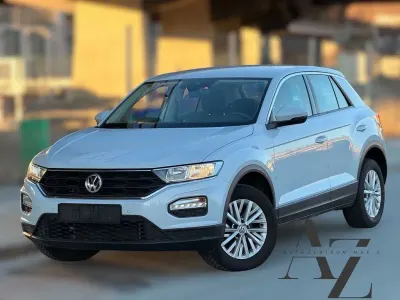 Usata VW T-Roc 116 CV (85 kW) 2020 Argento SUV