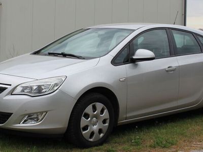 gebraucht Opel Astra 1.6 115 PS Tempomat Klima PDC 4-türig