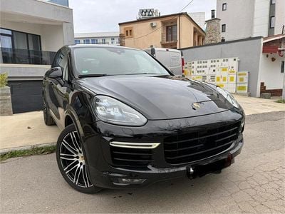 Gebraucht Porsche Cayenne Turbo S 570 PS (419 kW) 2015 Schwarz SUV