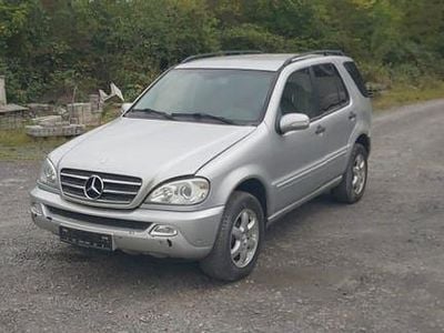 Mercedes ML270