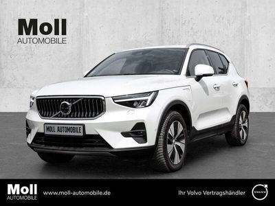 Weiss Gebraucht 2023 Volvo XC40 Plus SUV | 34.880 € (Fairer Preis)