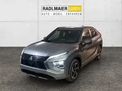 Gebraucht Mitsubishi Eclipse Cross Plus 98 PS (72 kW) 2024 Platinumgrau SUV