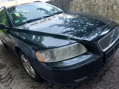 Gebraucht Volvo V70 Kinetic 140 PS (102 kW) 2007 Schwarz Kombi