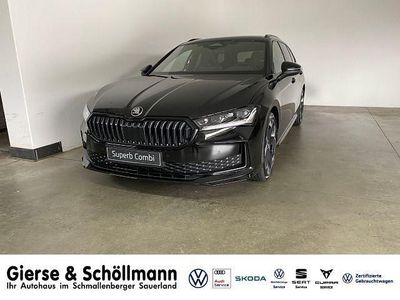 Neu Skoda Superb SportLine 150 PS (110 kW) 2025 Grau Kombi