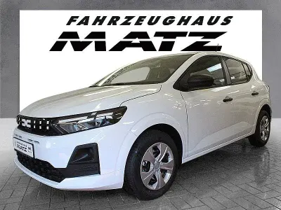 Neu Dacia Sandero Essentiel 67 PS (49 kW) 2026 Weiß Limousine