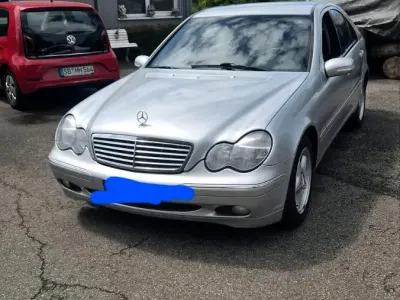 Gebraucht Mercedes C200 163 PS (119 kW) 2000 Silber Limousine