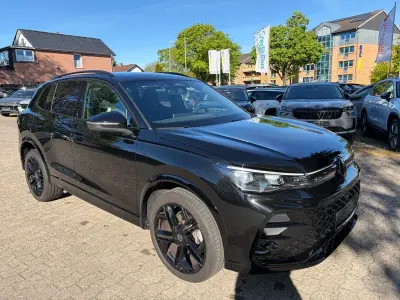 Gebraucht VW Tiguan Style 193 PS (141 kW) 2025 Schwarz SUV