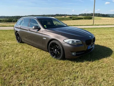 Gebraucht BMW 520 184 PS (135 kW) 2013 Braun Kombi